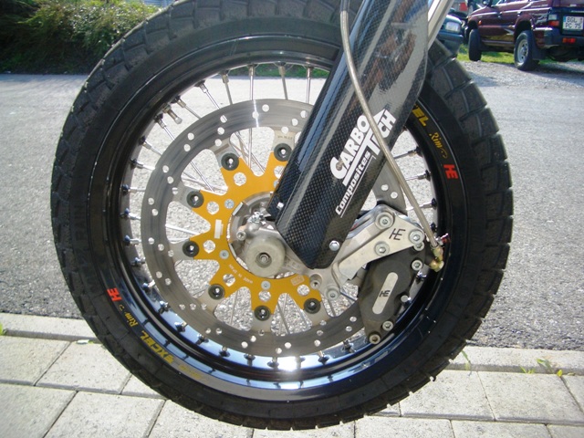 4-Kolbenzange HE40